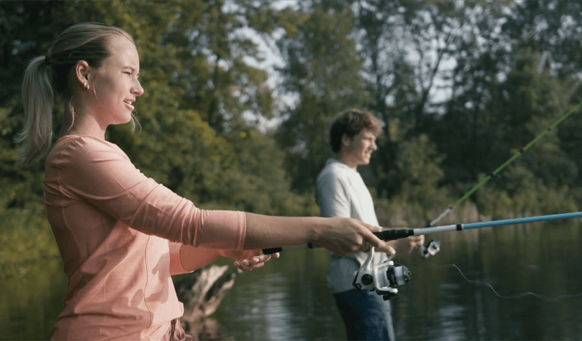 Zebco Slingshot Spinning Reel and Fishing Rod Combo, 2-Piece Medium-Light Durable Fiberglass Rod, Comfortable EVA Handle, Pre-Spooled with 8-Pound Cajun Fishing Line