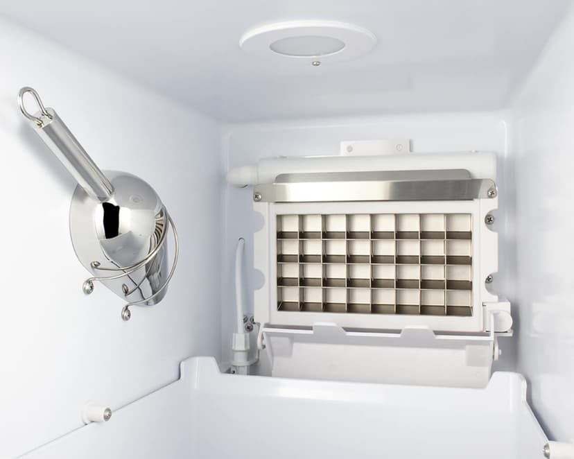 Summit 15" Clear Ice Maker, 50 lb. Production Capacity, Energy Star, ADA Compliant, Panel Ready*- BIM44GCSSIFADA *Panel Not Included