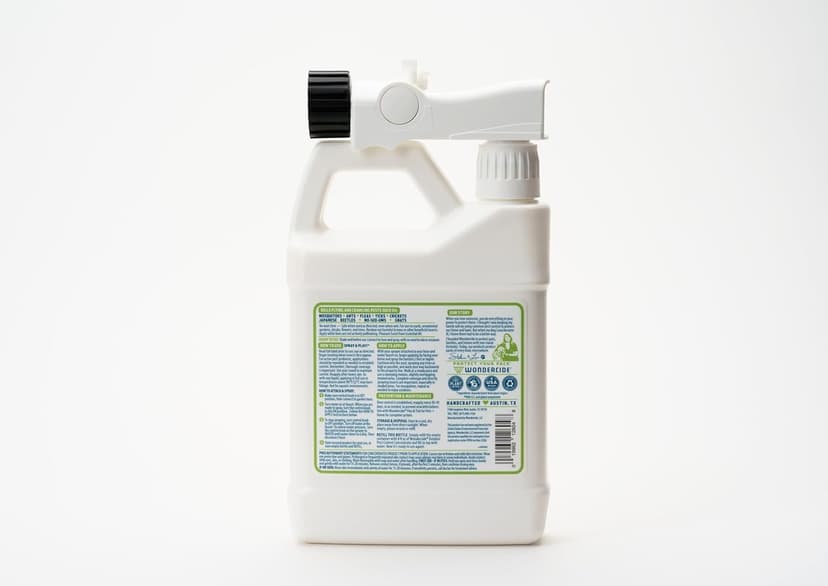 Wondercide - Outdoor Pest Control Spray with Natural Essential Oils - Mosquito, Ant, Flea, Tick, Insect Repellent, Treatment, Killer - Safe Around Pets Kids 32 oz