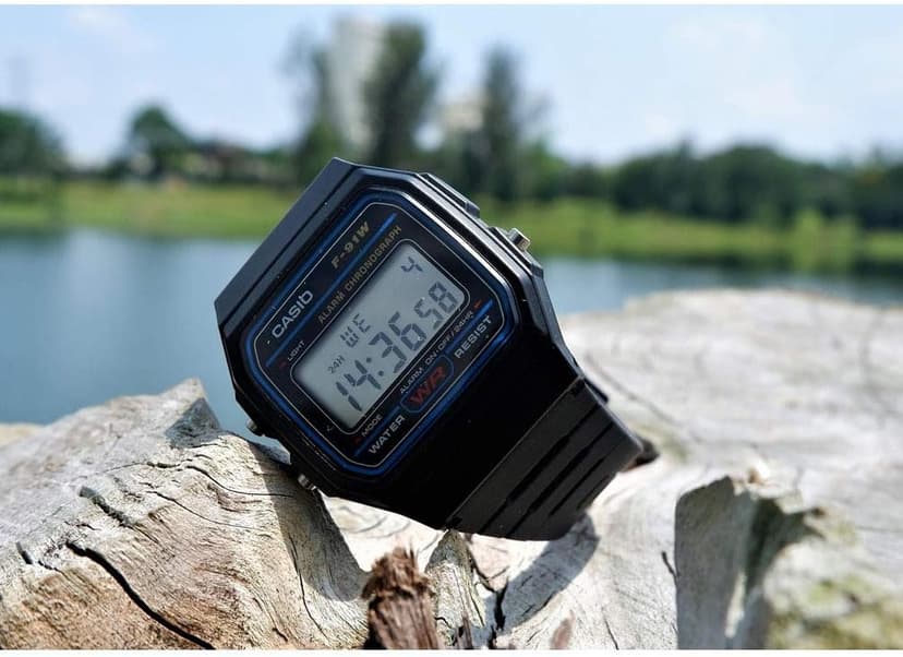 Casio F91W-1 Casual Sport Watch