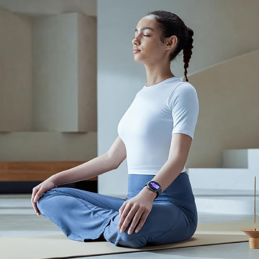 Samsung Galaxy Watch 8 (2025) 44mm Bluetooth Smartwatch, Cushion Design, Fitness Tracker, Sleep Coaching, Running Coach, Energy Score, Heart Rate Tracking, Graphite [US Version, 2 Yr Warranty]