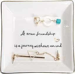 40+ Graduation Gifts for Your Best Friend to Celebrate Their Next Chapter