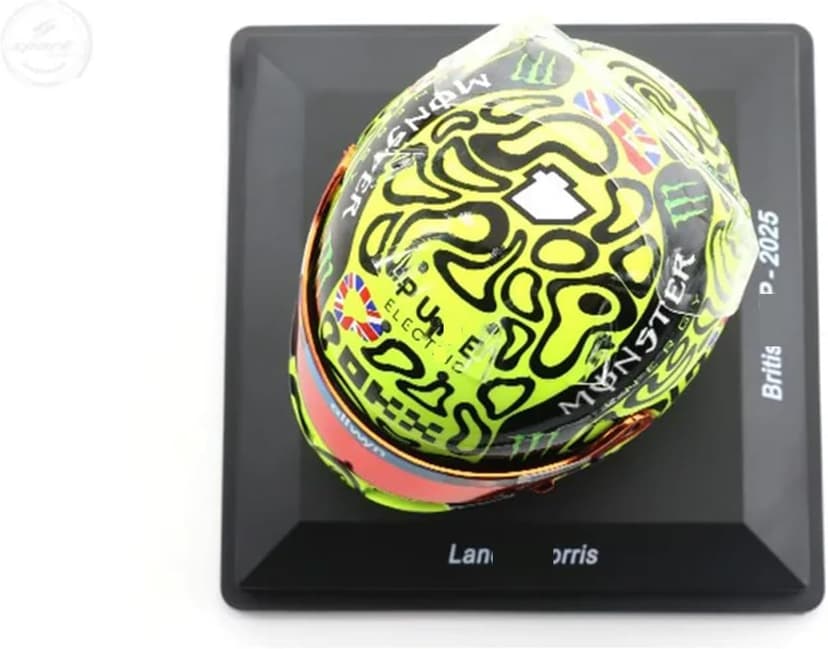 HTLNUZD 2025 1/5 Mcl39#4 Mini Helmet for BritainGP F1 Norris Champion Racing Helmet Model Ornament Customized Gift for Adults