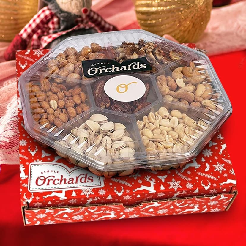 Christmas Nuts Gift Basket for Holiday Season, Premium Mixed Nut Assortment Gift Gourmet Snack Food Present Box, Christmas Gift Basket for Family (7 Sectional)