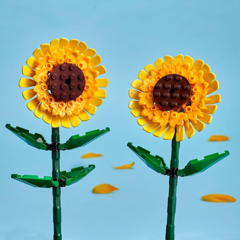 LEGO Sunflowers Building Toy for Kids, Girls and Boys Ages 8+ - Artificial Sunflowers for Home Decor and Display - Birthday Gift Idea for Lovers of Plants & Flowers - 40524