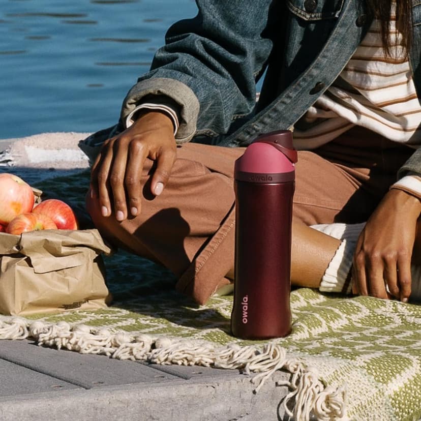 Owala FreeSip Stainless Steel Water Bottle 24 oz Black Cherry B0FJN3BTPV