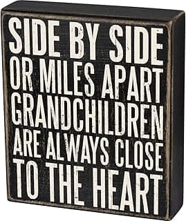 Primitives by Kathy Box Sign, 6" x 7", Grandchildren are Close to The Heart