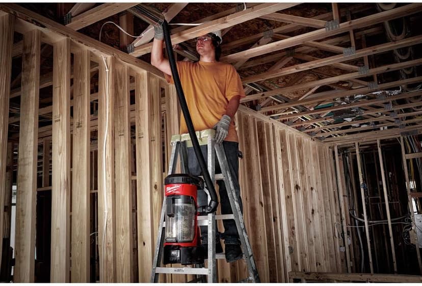 Milwaukee M18 Fuel 3-in-1 Lightweight Backpack, Red Black