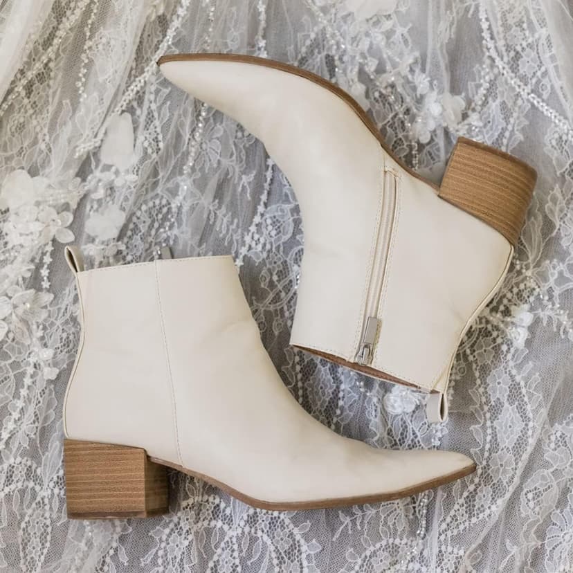 URAD Tenderly leather softener | 5 Ounces| Revitalize Your Boots, Shoes, and Furniture with the Best Moisturizing Formula!