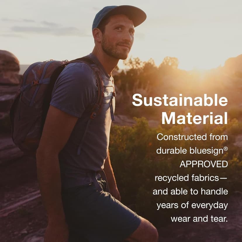 Osprey Daylite Commuter Backpack - Lightweight Everyday Bag with Laptop Sleeve, Bottle Pockets