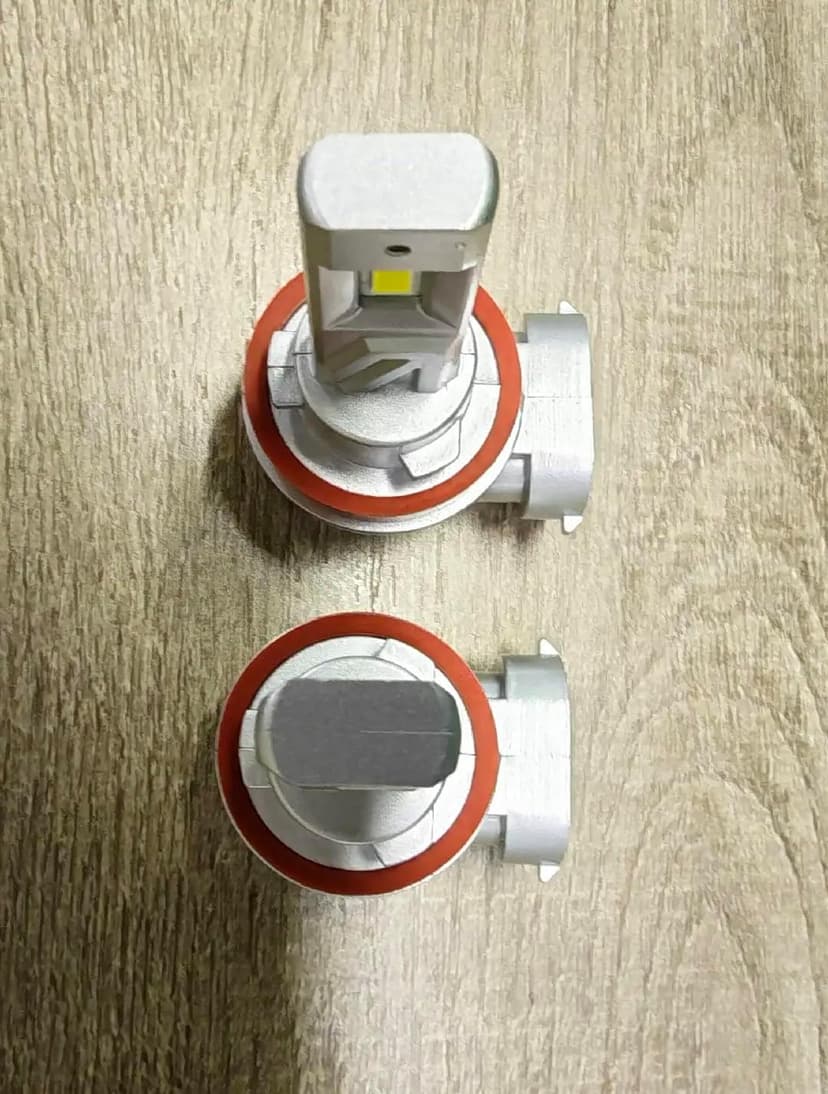 SEALIGHT H11/H9/H8 Light Bulb, 800% Brighter than Origin, 6500K Output Canbus Ready, 44,000LM Powersports IP68 80000Hrs Lifespan, 1：1 Size Installation, Pack of 2