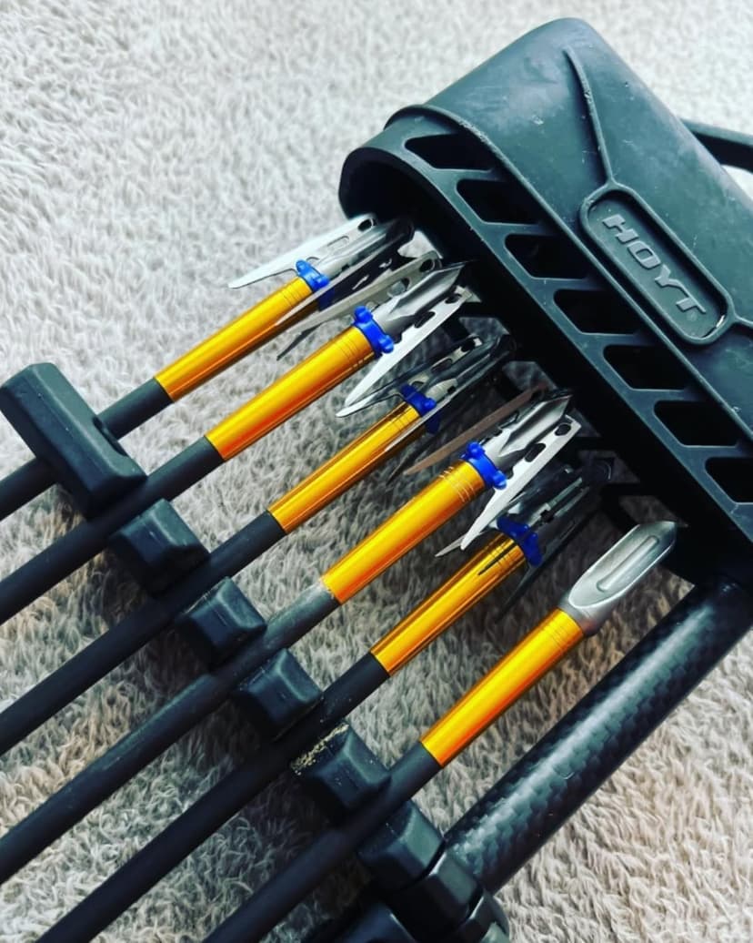 G5 Deadmeat V2 Expandable 3-Blade Broadheads | 3-Pack | 100/125 Grains | Razor Sharp 1.5" Cutting Diameter Mechanical Blades | Screw in | Compound & Recurve Compatible | 1 BMP Practice Tip Included