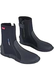 Best Boots for Canoeing: The Ultimate Gift for Dry Feet and Safe Portaging