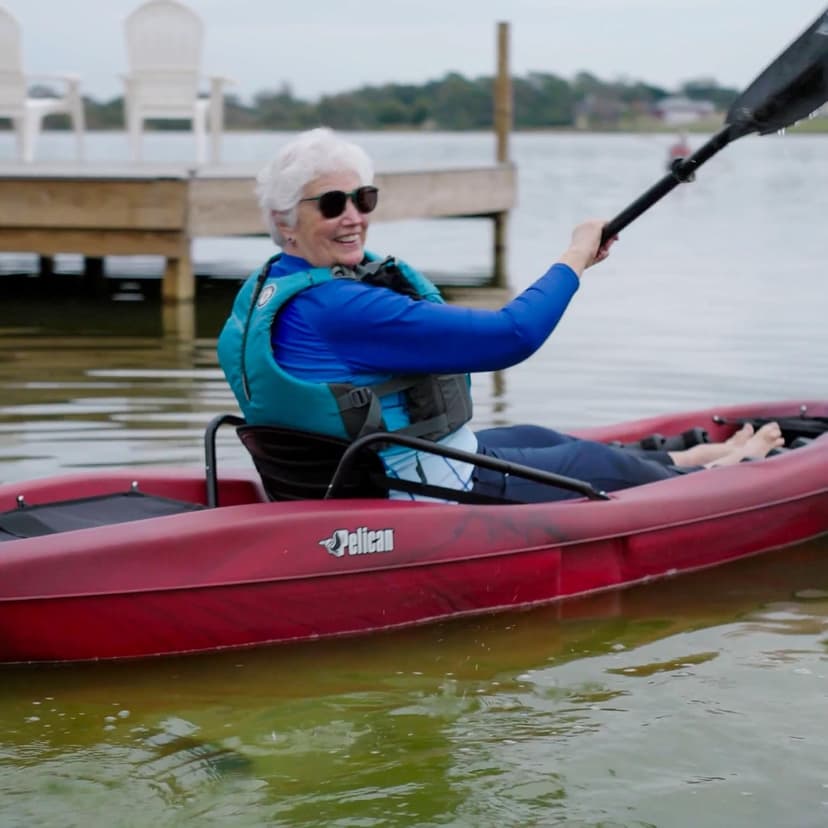 Pelican Seek 100X - Recreational Sit on top Kayak - Lightweight Smart Design - Adjustable Ergoform™ Seating System - 10 ft