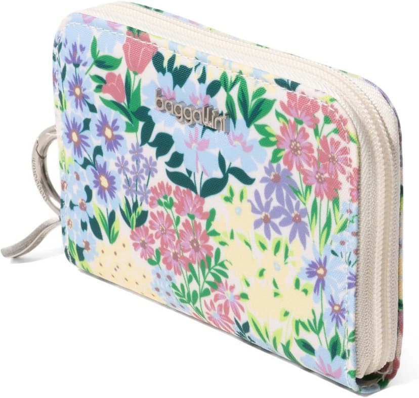 Baggallini Deluxe Card Case - Lightweight 5.5"x3.3" RFID Protected Womens Wallet Card Holder