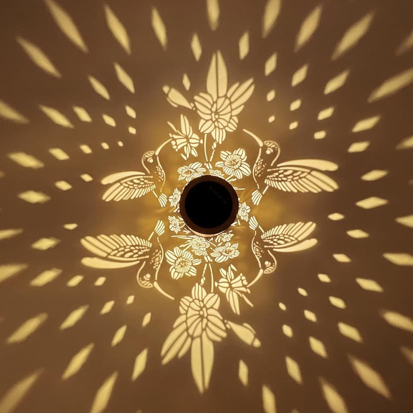 Solar Lanterns Outdoor Waterproof Hummingbird Garden Decorations Gifts for Women Gifts for Mom Grandma Birthday Gifts Hanging Solar Lanterns Outdoor for Patio Decoration, Deck, Lawn, Passageway