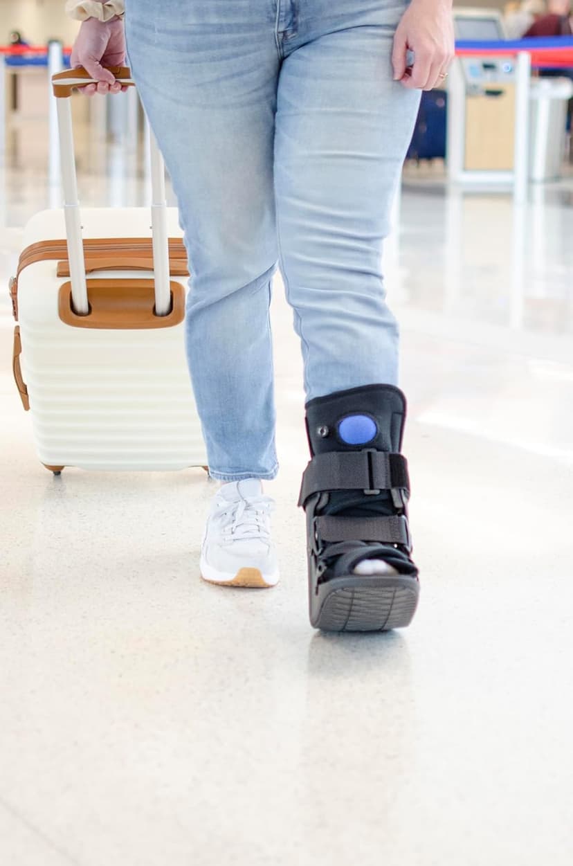 United Ortho United Ortho Short Air Cam Walker Fracture Boot, Small, Black