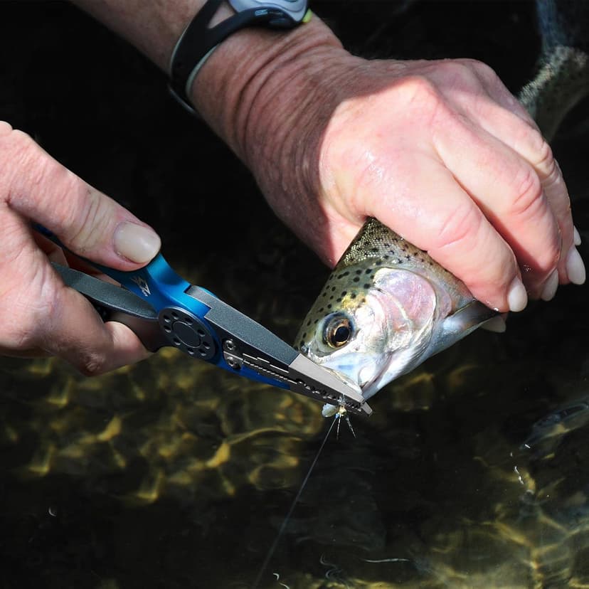 Piscifun Fishing Pliers, Saltwater Fishing Pliers with Split Ring, Fish Hook Remover, Corrosion Resistance Fly Fishing Pliers with Braid Cutters, Sheath and Lanyard, Fishing Gear Gifts for Men