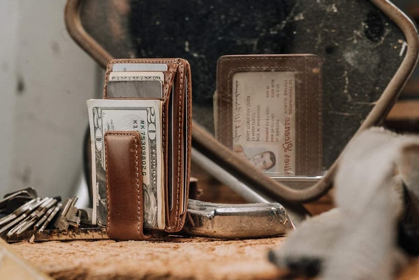House of Jack Co. Carryall Slim Money Clip Wallet for Men, Strong Magnetic Clip, Front Pocket Wallet Card Holder With Gift Box, Full Grain Cowhide Leather,Tan