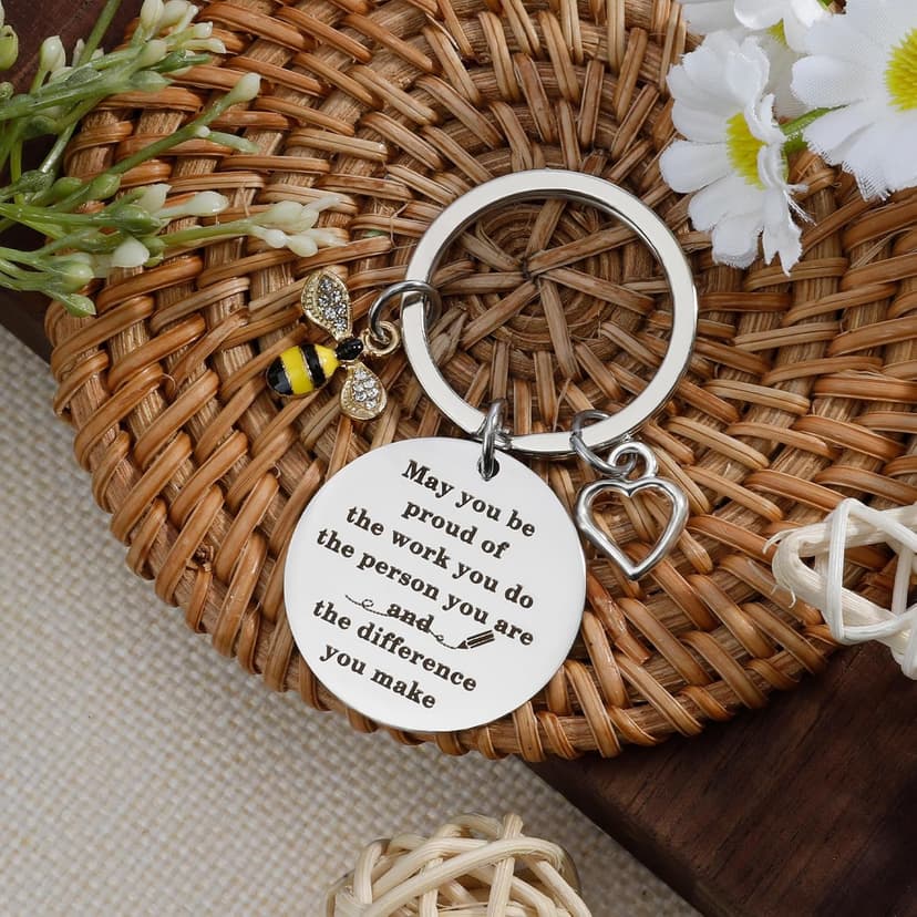 Teacher Appreciation Gifts End Of Year Graduation Thank You Back To School Retirement Easter Mothers Day Halloween Thanksgiving Birthday Christmas Valentine Gifts Ideas Keychain for Teacher Women Men