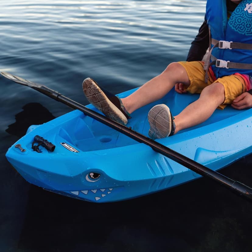 Lifetime Lifetime Shark Youth Kayak with Paddle