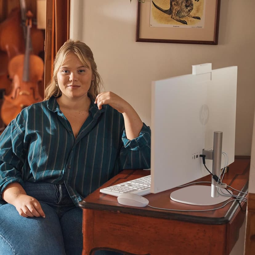 HP 27 inch All-in-One Desktop PC, FHD Display, AMD Ryzen 7 7730U, 32 GB RAM, 1 TB SSD, AMD Radeon Graphics, Windows 11 Home, 27-cr0012 (2024)