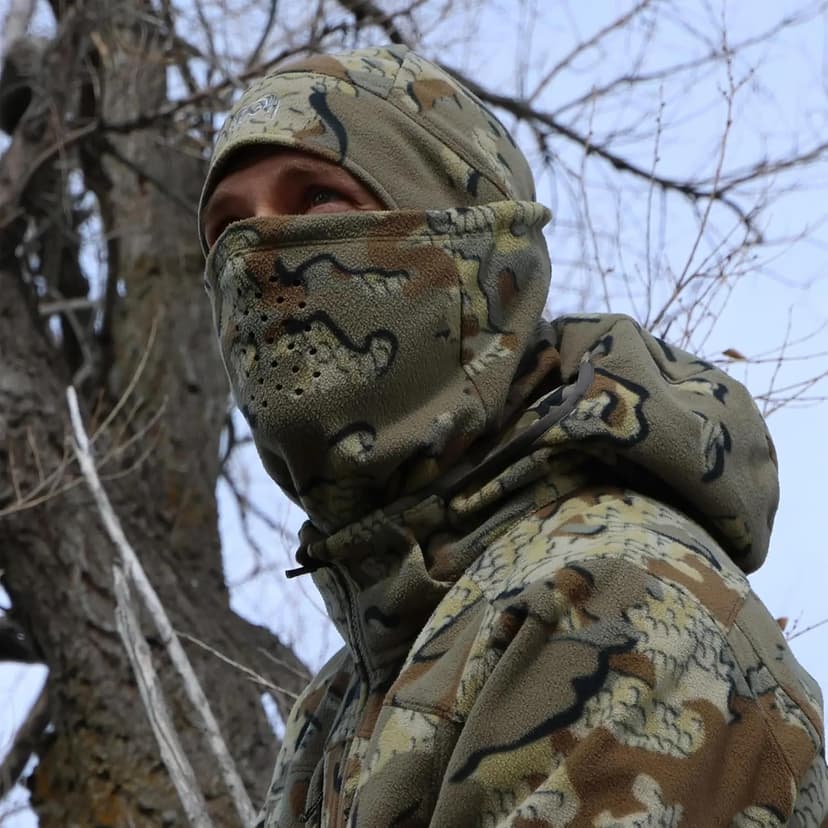 KUIU Proximity LT Neck Gaiter – Ultra-Quiet Fleece for Cold Weather Hunting