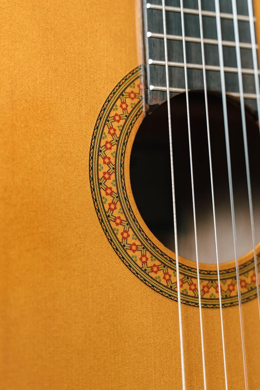 Yamaha C40II Classical Guitar, Full Size With Rosewood Fingerboard and Bridge, Natural