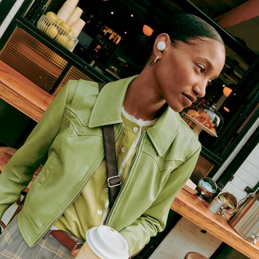 Bose QuietComfort Earbuds - True Wireless Bluetooth Earbuds with Active Noise Cancellation and Mic, USB-C Charging, IPX4 Rating, Up to 8.5 Hours of Playtime, White