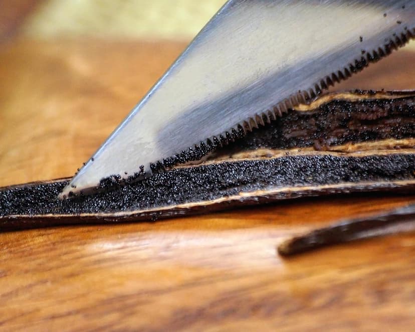 50 Organic Madagascar Vanilla Beans. Whole Grade A Vanilla Pods for Vanilla Extract and Baking B00PMUNF5A