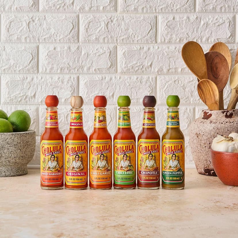 Cholula Hot Sauce Variety Pack, Product of Mexico, Gift Set Includes Six 5 Fl Oz Signature Cholula Hot Sauces for Eggs, Pizza, Mexican Dishes, and More, 30 fl oz B07FTTWDJS