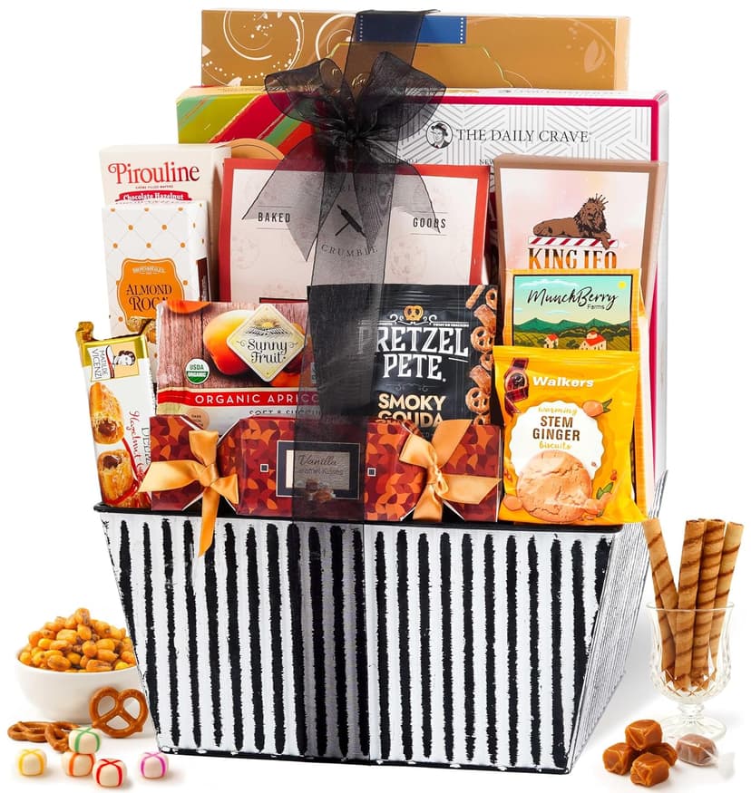 Cookies, popcorn, and pretzels for christmas, thank you, birthday, and appreciation gifting. Kosher. Broadway Basketeers Bountiful Food Gift Basket with Cookies Snacks & Treats B076BV6YHW