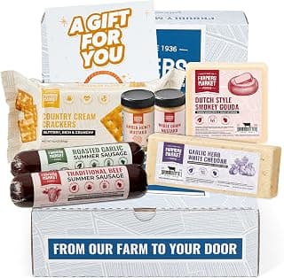 Roasted Garlic & Smoked Beef Sausages, Gouda & Garlic Herb White Cheddar, Crackers, Whole Grain & Amber Honey Mustard Farmers Market Traditional Charcuterie Gift Box with Summer Sausage &Cheese B093CGRM2T