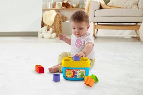 BPA-free plastic,ASTM F963 compliant, sorting + stacking skills, 10 blocks + bucket, no batteries Fisher-Price Baby's First Blocks, Ages 6+ Months B01NCUSC7V