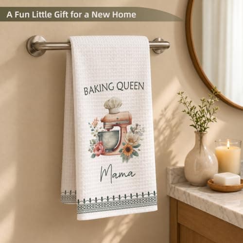 Baker Mama Towel with Quote: Baking Queen Mama. Set of 1. Baking Mama Gifts Baker Kitchen Towel, Gift for Mom Loves to Bake B0HCR77M1L