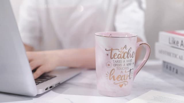 Unique Teacher Appreciation Gifts for Women - Best Teachers Christmas Mug for Teachers from Student, 14Oz Pink Marble Ceramic Gold Print Teacher Cup, Birthday Retirement Graduation, Nice Gift Boxed