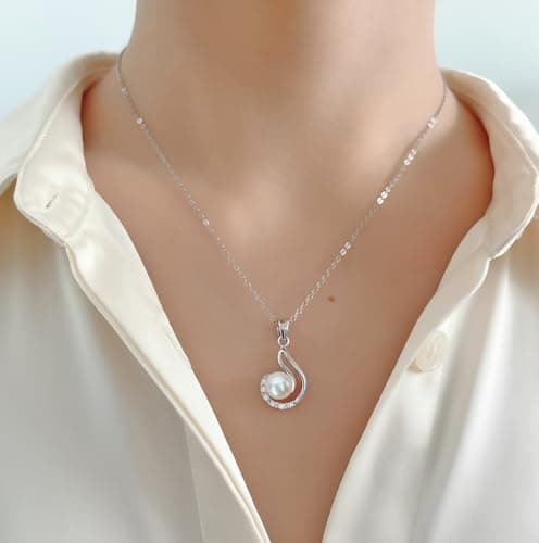 YEETONDA Granddaughter Necklace - Granddaughter Gifts from Grandma, Graduation Gifts for Her, Birthday Christmas Confirmation Wedding Keepsake Jewelry gifts for Granddaughter Teen Girls, Sterling Silver Freshwater Pearl Necklace