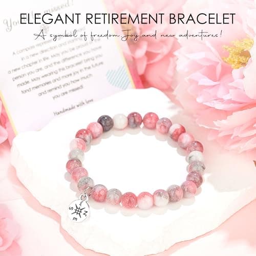 Retirement Gift for Woman 2026 Retired Gifts for Women Happy Cool Retirement Gift Basket for Women Coworker Teacher Nurse Boss Friend Mom Grandma Retirees, 20Oz Tumbler Card The Queen Has Retired Sock B0DWS42JVS