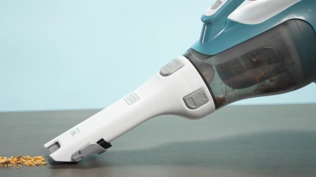 BLACK+DECKER dustbuster AdvancedClean Handheld Vacuum Cordless, Compact Home and Car Vacuum with Crevice Tool ,Rotating Nozzle and Charging Station, Large Dust Bowl (CHV1410L)