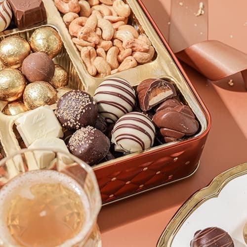 Broadway Basketeers Gift Basket – Gourmet Snack & Chocolate Food Gifts Christmas Holiday, Women, Men, Family, Thank You, Care Package for College & Teachers – Corporate Kosher