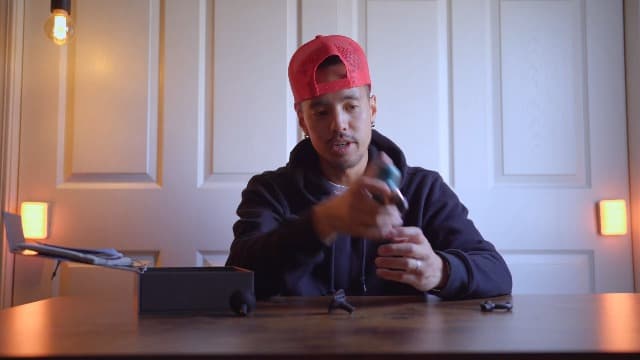 Super Mini Massage Gun, Percussion Deep Tissues Muscle Massager, Compact Sports Travel Massage Gun, Portable Handheld Massager for Office Gifts for Her, Home, Athletes