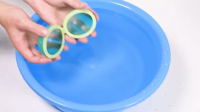 12Pcs Reusable Water Balloons, Pool Beach water Toys for Boys and Girls, Outdoor Summer Toys for Kids Ages 3-12