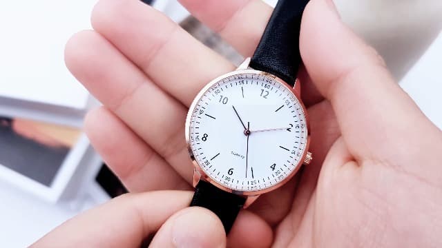 TWOPTION Women's Dainty Analog Leather Dress Watch for Small Wrists, Ladies Waterproof Watches for Women, Reloj para Mujer