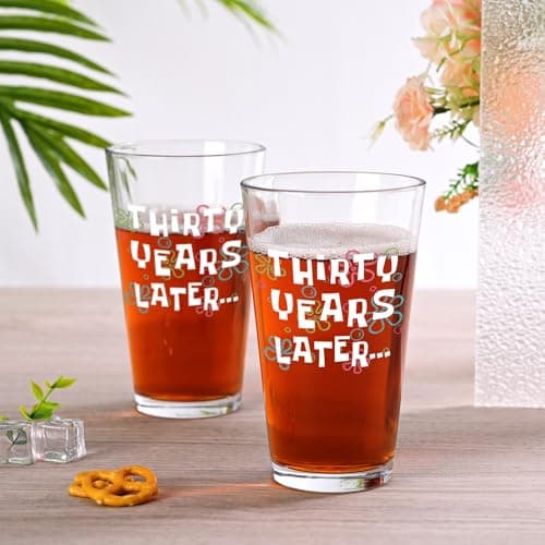 Futtumy 30th Birthday Gifts for Men, 15 OZ Thirty Years Later Beer Glass, 30 Year Old Birthday Gifts for Men Him Dad Father Husband Brother Boyfriend Uncle Women Wife, Gift for 30th Birthday Christmas B0FKSSHCCV