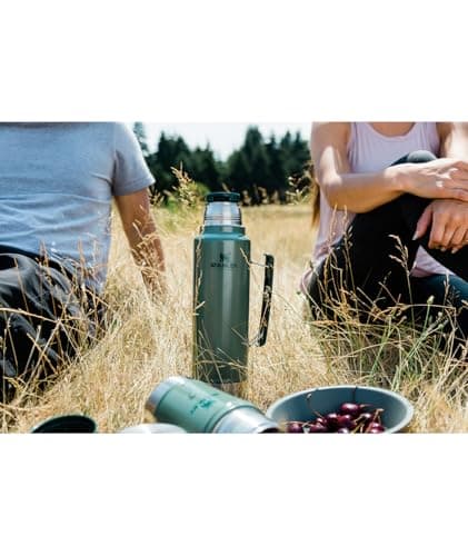 Stanley Classic Legendary Vacuum Bottle