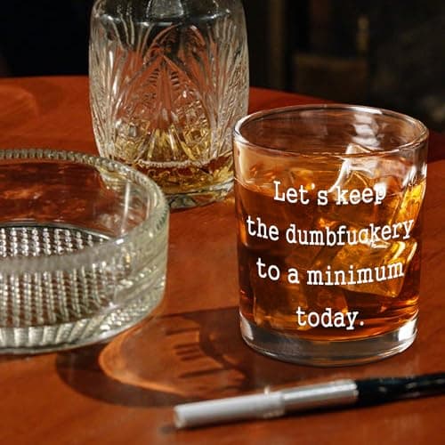 Futtumy Let’s Keep The to A Minimum Today Whiskey Glass, Funny Whiskey Gifts for Men Friends Dad Coworker Him BFF, Novelty Gifts for Birthday Christmas Housewarming Retirement Graduation, 10Oz