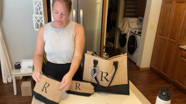 YOOLIFE Christmas Gifts for Women - Initial Jute Tote Bag & 2 Makeup Bags Personalized Gifts for Women Teacher Mom Friend