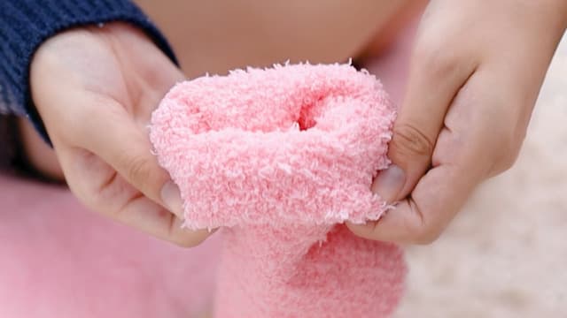 LINEMIN Womens Fuzzy Socks Cozy Fluffy Winter Warm Slipper Socks Microfiber Soft Home Sleeping Socks B09BN6Q93J