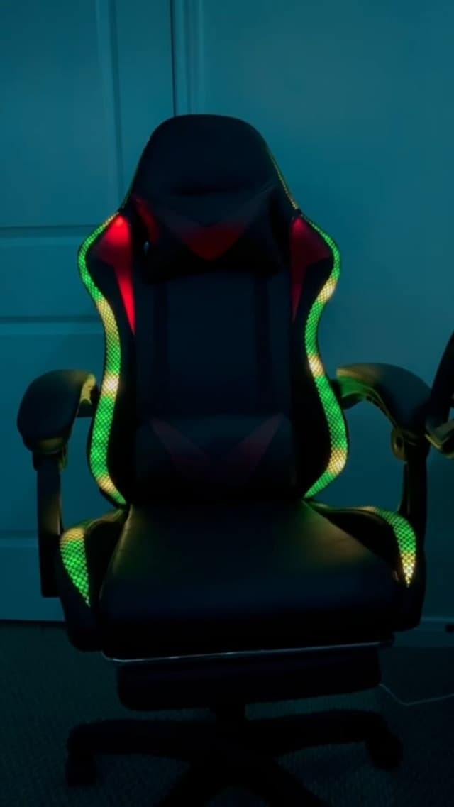 Czlolo Gaming Chair with Footrest Racing Style Lumbar Support Massager Video Game Chair with Metal Legs, High Back Reclining Gamer Chair with Headrest, 360° Swivel Office Computer Desk Chair (Red)