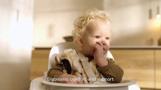 Stokke Steps High Chair for Babies & Children from 6 Months to 10 Years – 2-in-1 Adjustable & Ergonomic Design – Removable Baby Set, Tray & Safety Harness – 18.9 x 24.4 x 34.7 – White/Natural